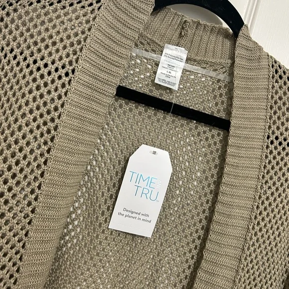 Time and Tru Beige Open Knit Cardigan - Picture 2 of 4
